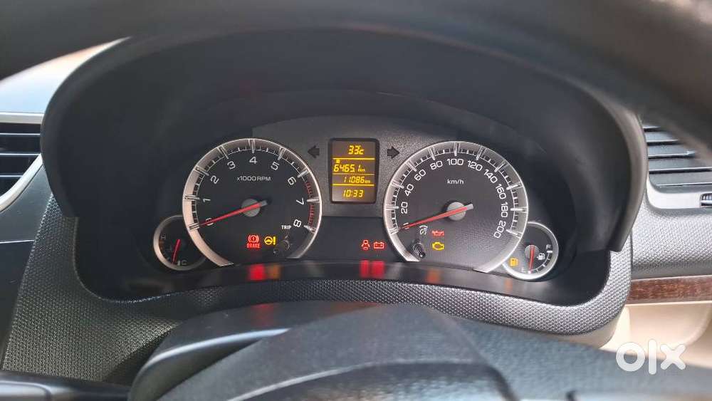 Maruti Suzuki Swift Dzire 1.2 Zxi Bsiv, 2013, Petrol