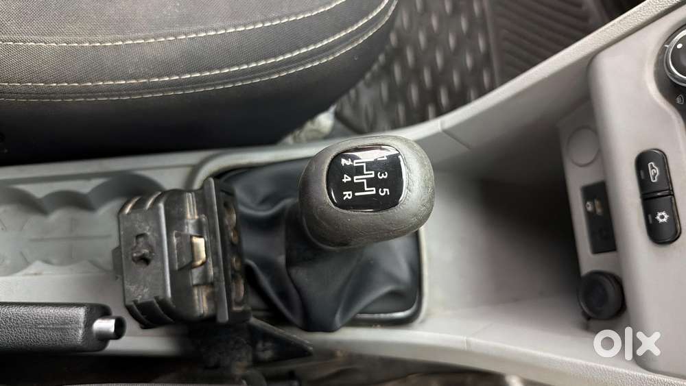 Tata Tiago 1.2 Revotron Xt, 2022, Petrol