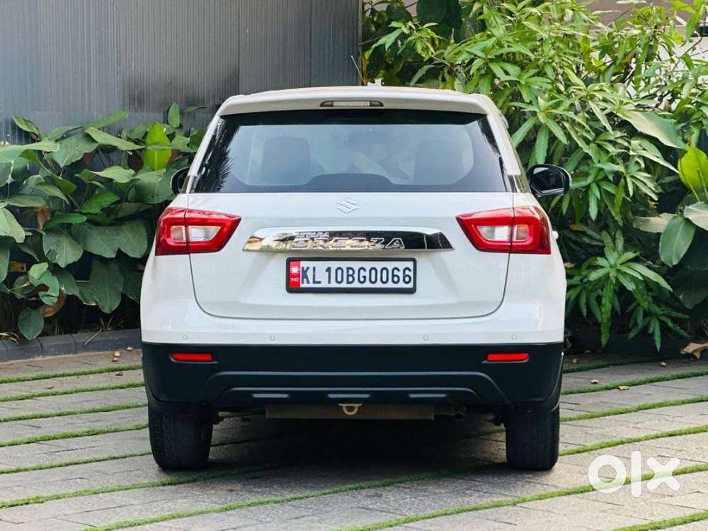 Maruti Suzuki Brezza 1.5 Lxi Smart Hybrid, 2021, Petrol