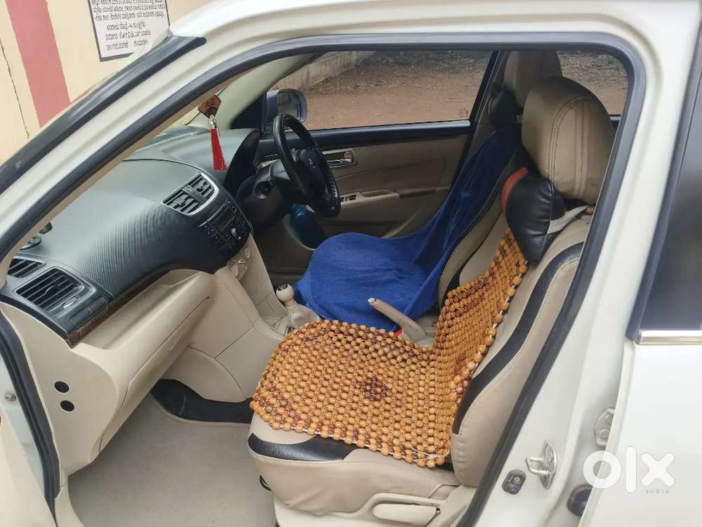 Maruti Suzuki Dzire 2015 Diesel 138500 Km Driven