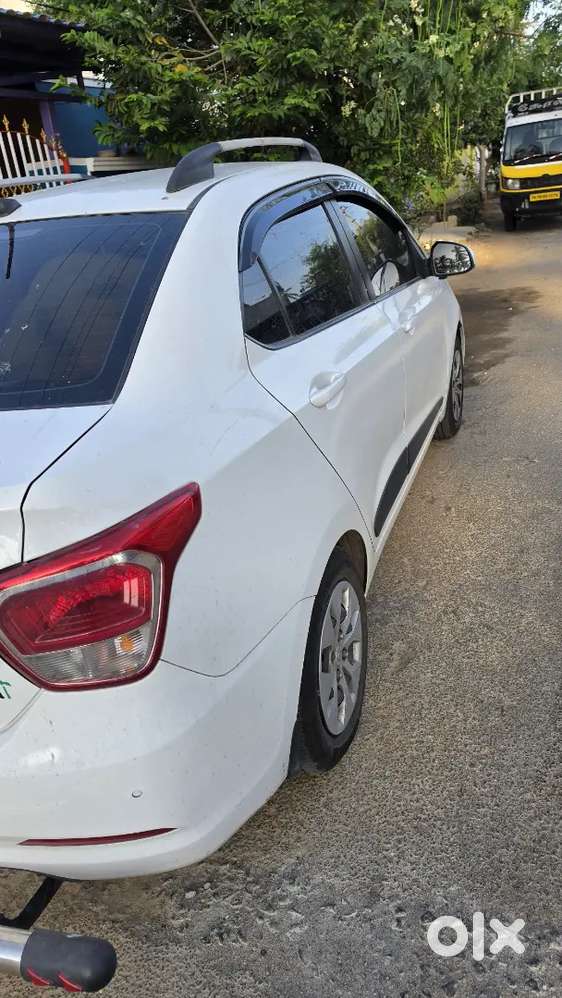 Hyundai Xcent 2014 Petrol Manual