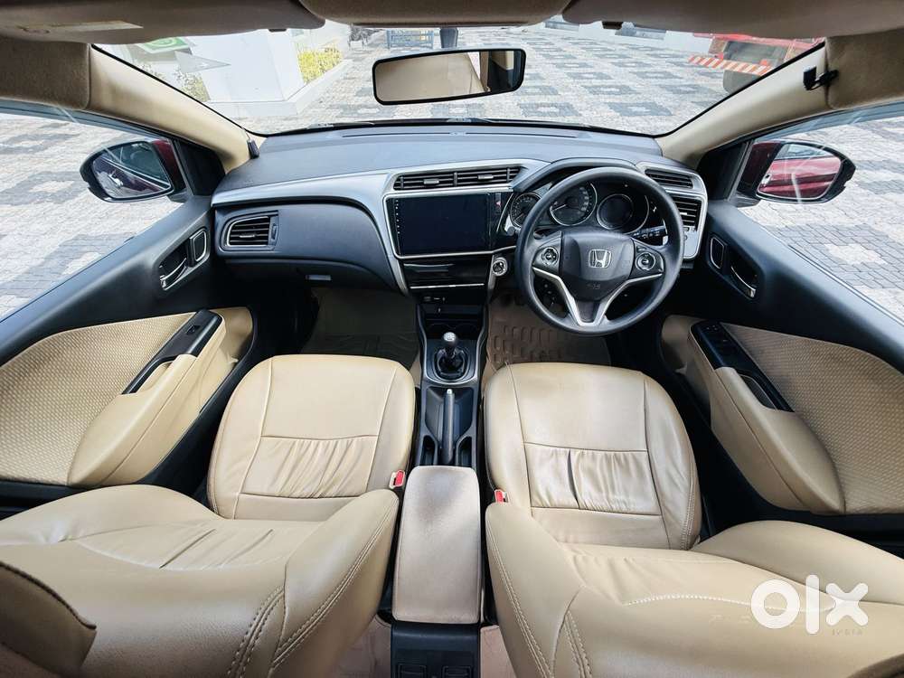 Honda City 1.5 V 4th Gen I-vtec Mt, 2017, Petrol