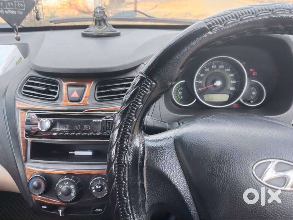 Very Good Condition Eon Car 2013 Model