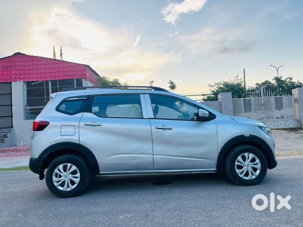 Renault Triber 1.0 Rxe, 2019, Petrol