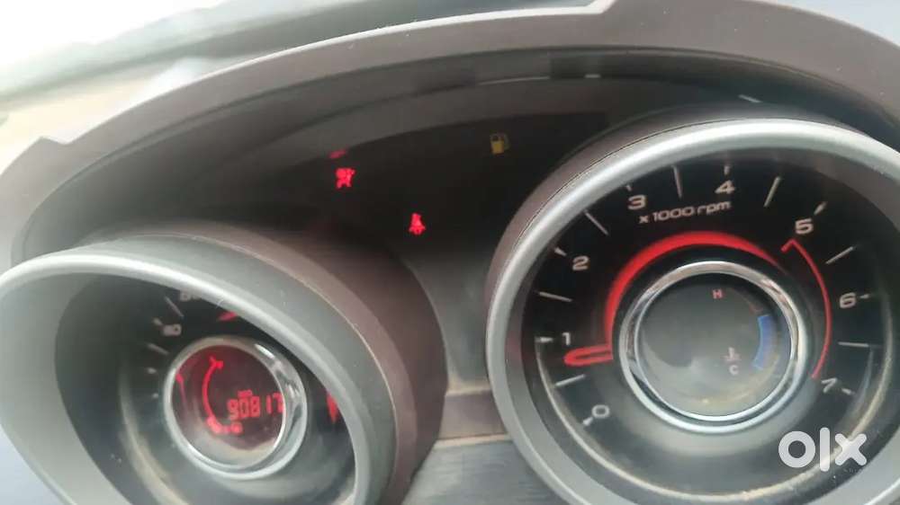 Mahindra Xuv500 Diesel Manual 2015 Model    No Bargaining Fix Price.