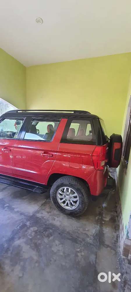 Mahindra Tuv 300 2017 Diesel Well Maintained