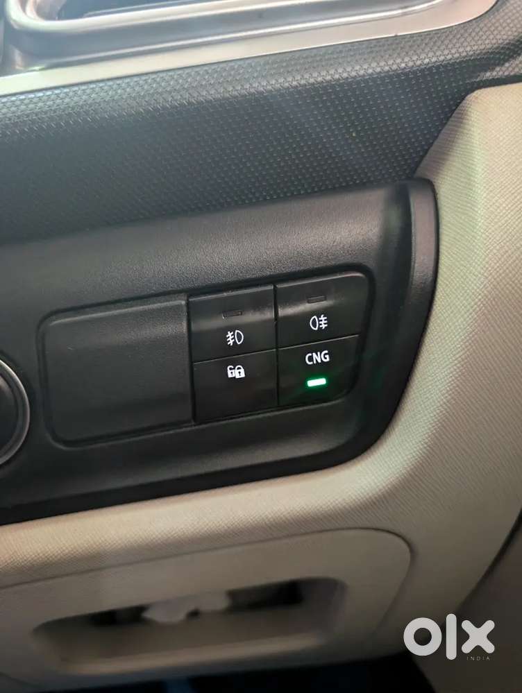 Tata Altroz Xz Plus Icng 2024