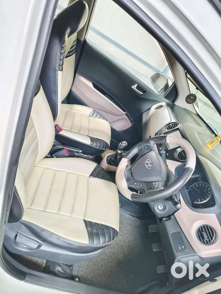 2019 Hyundai Grand I10 Sportz Petrol White Colour Tn38 Reg For Sale.