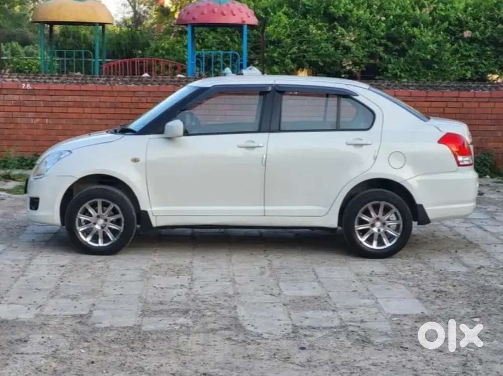 Maruti Suzuki Dzire 2010 Petrol