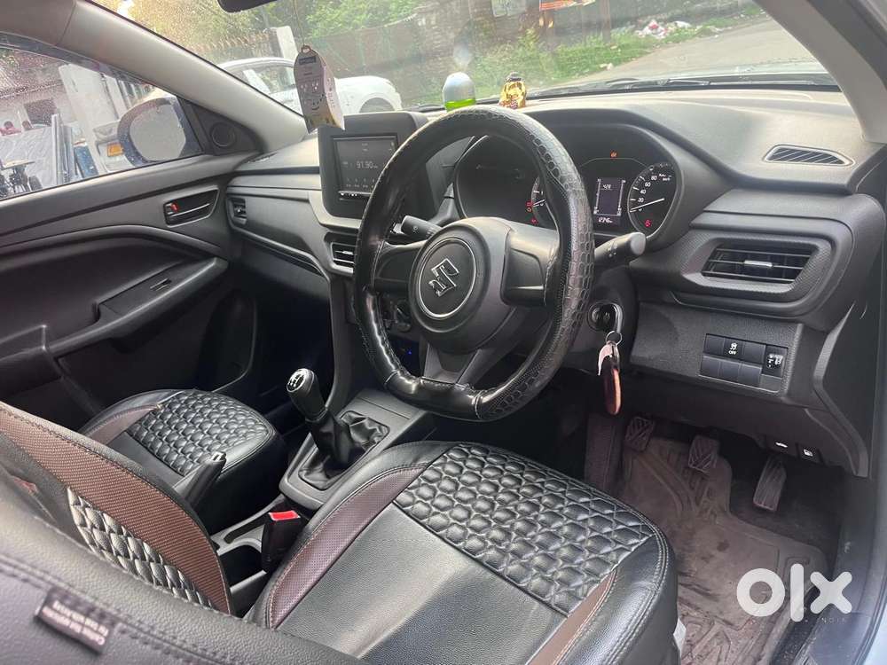 Maruti Suzuki Brezza 1.5 Lxi Smart Hybrid, 2024, Petrol