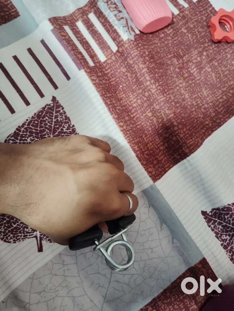 Hand grippee