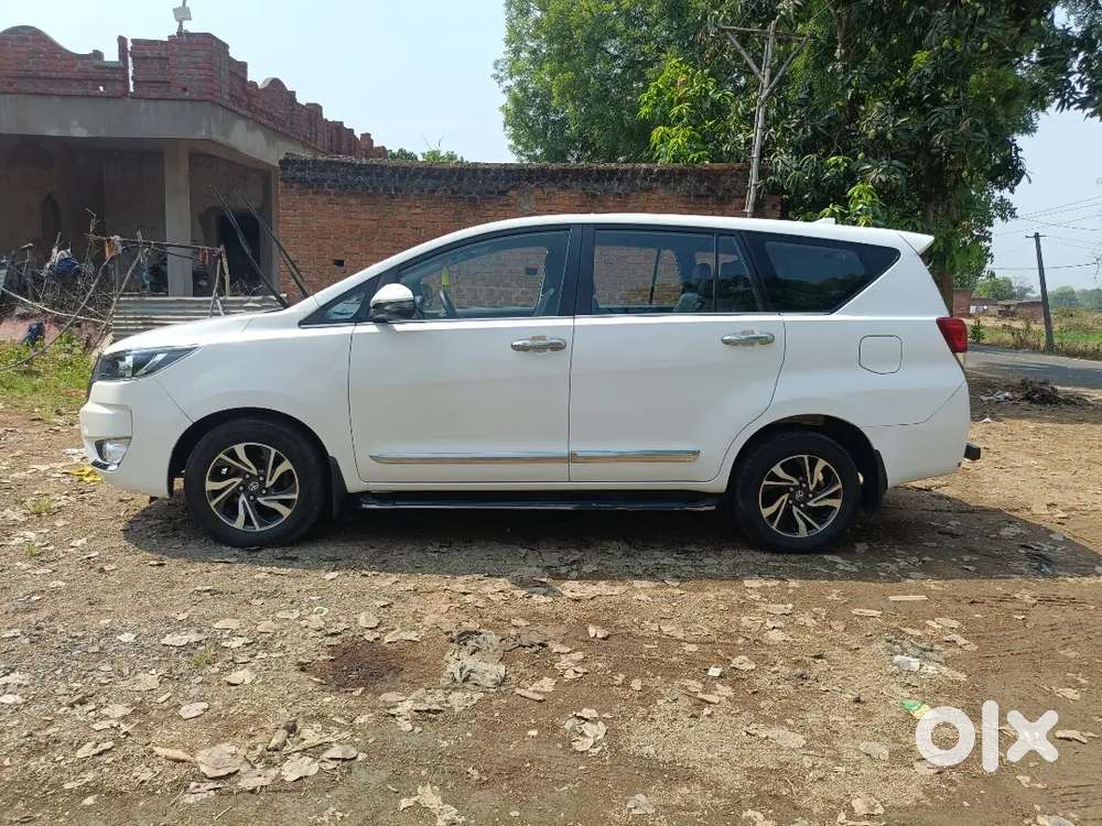 Toyota Innova Crysta 2022 Diesel Manual