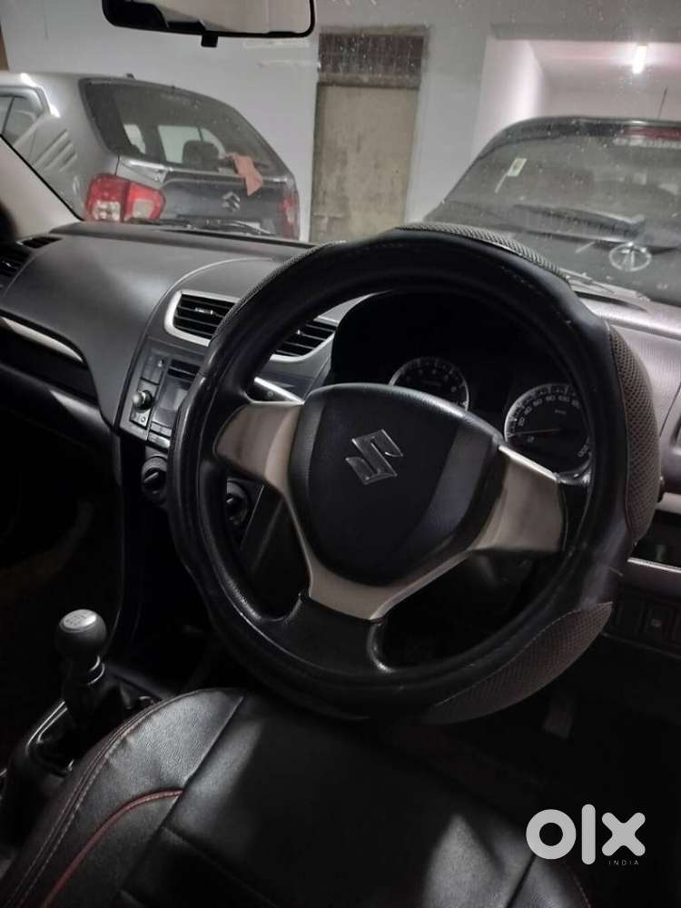 Maruti Suzuki Swift Vxi + Manual, 2015, Petrol