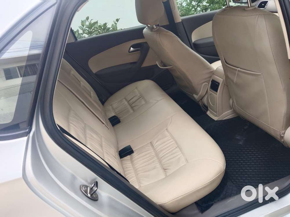 Volkswagen Vento Petrol Highline, 2011, Petrol