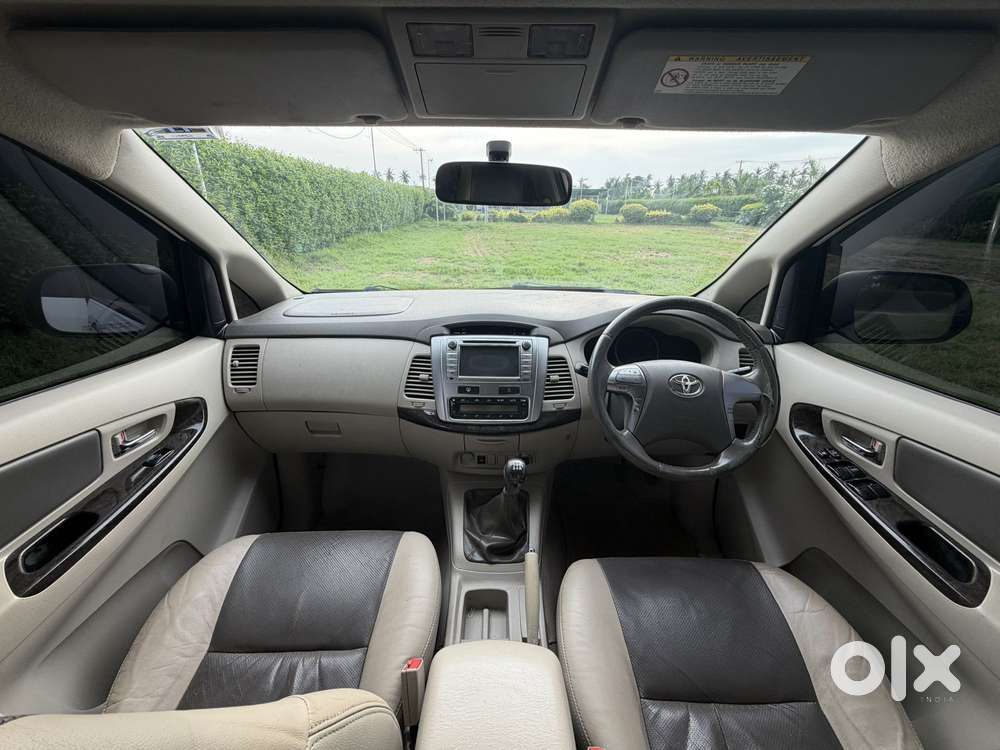 Toyota Innova 2.5 Zx 7 Str Bs-iv, 2014, Diesel