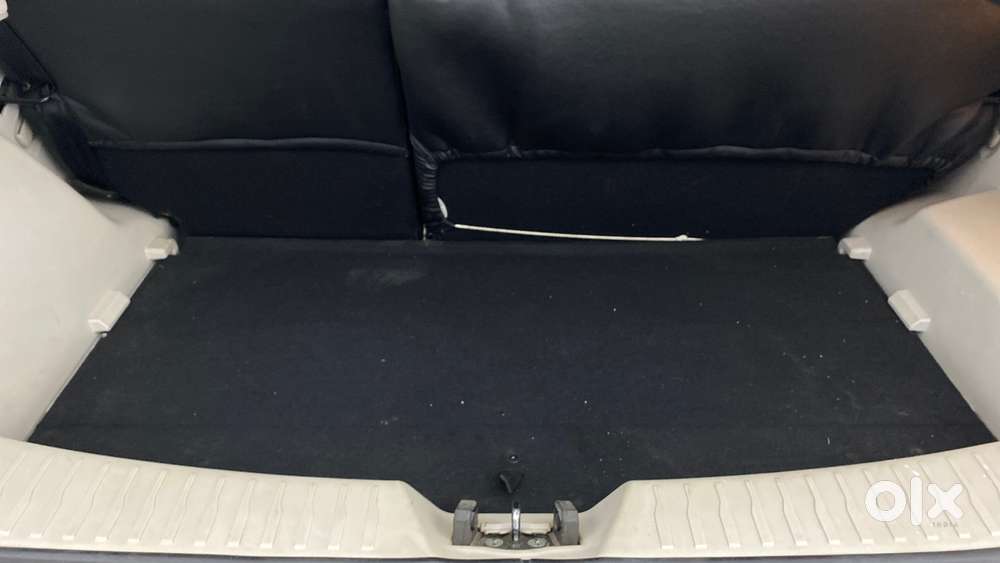 Mahindra Xuv300 W8 Option, 2020, Petrol