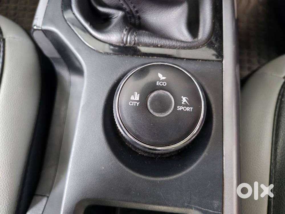 Tata Nexon 1.2 Revotron Xt, 2021, Petrol