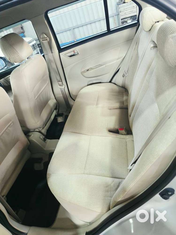 Maruti Suzuki Swift Dzire Vxi Optional, 2016, Petrol