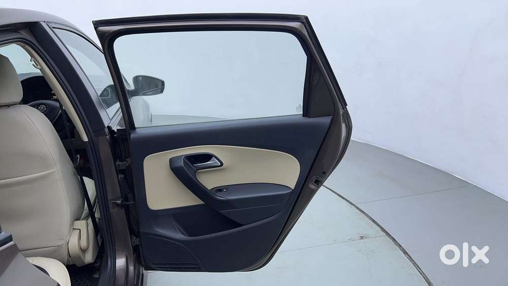 Volkswagen Polo 2009-2013 Petrol Highline 1.2l, 2017, Petrol