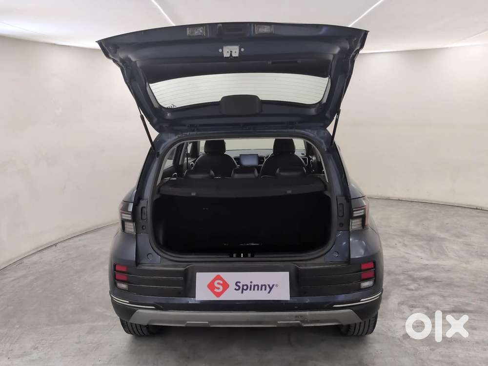 Hyundai Venue 1.0 S (o) Turbo Dct, 2024, Petrol