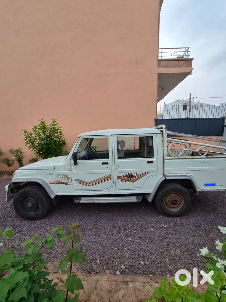 Mahindra Camper Gold