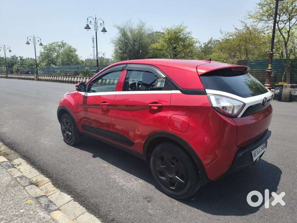 Tata Nexon 1.2 Revotron Xm (s), 2018, Cng & Hybrids