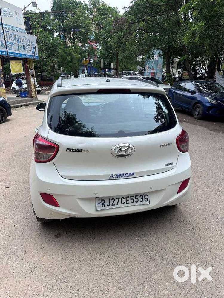 Hyundai Grand I10 Sportz 1.2 Kappa Vtvt, 2015, Petrol