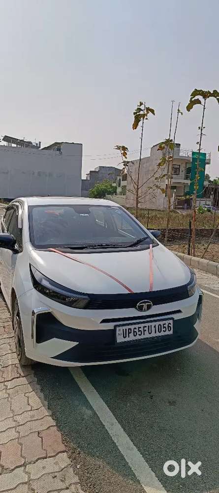 Tata Altroz Creative S 2025