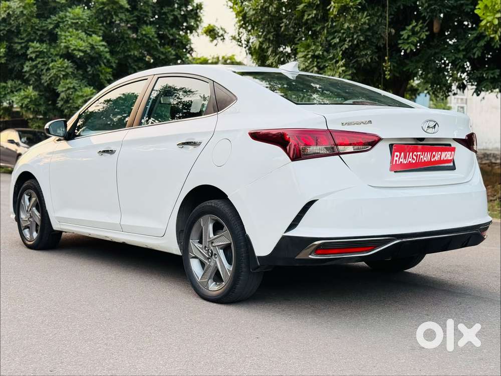 Hyundai Verna 1.5 Sx Petrol Mt, 2022, Petrol