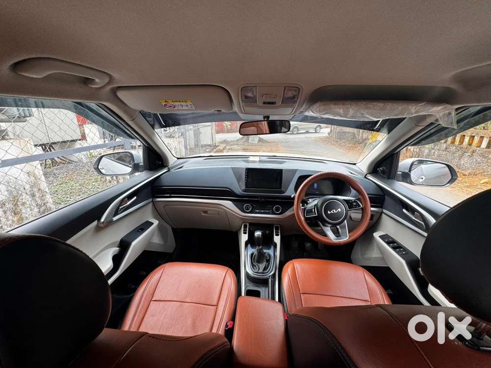 Kia Carens 2023 October Petrol Good Condition