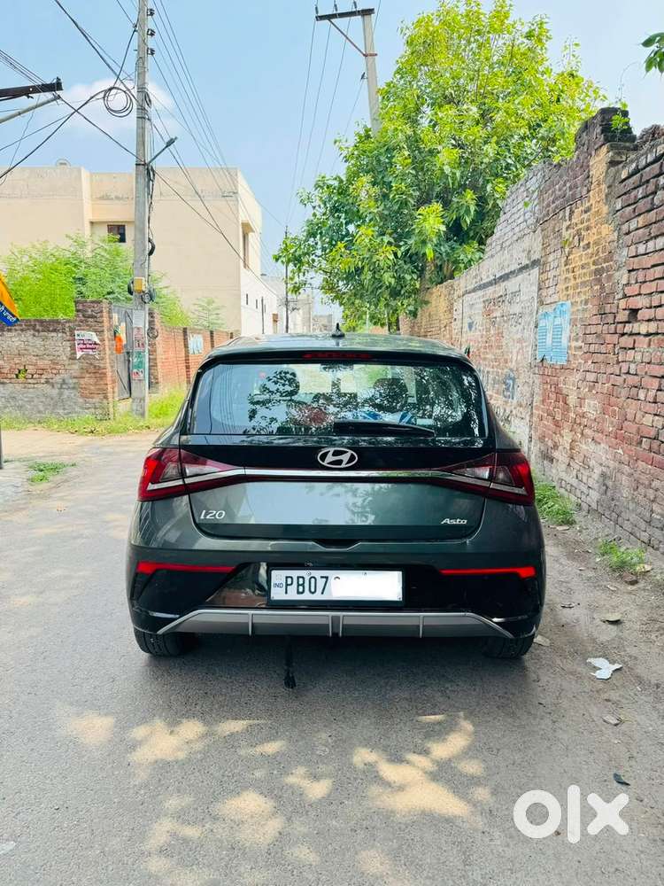 Hyundai New I20 Petrol Manual 2024
