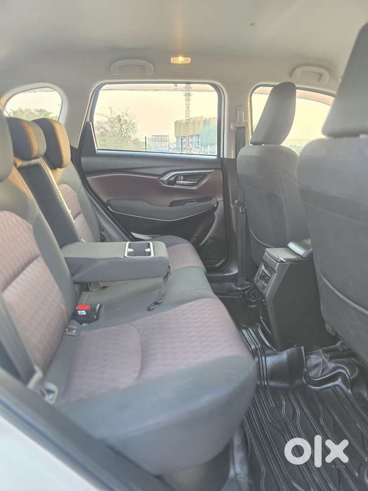 Maruti Suzuki Grand Vitara 1.5 Delta Cng, 2025, Cng & Hybrids