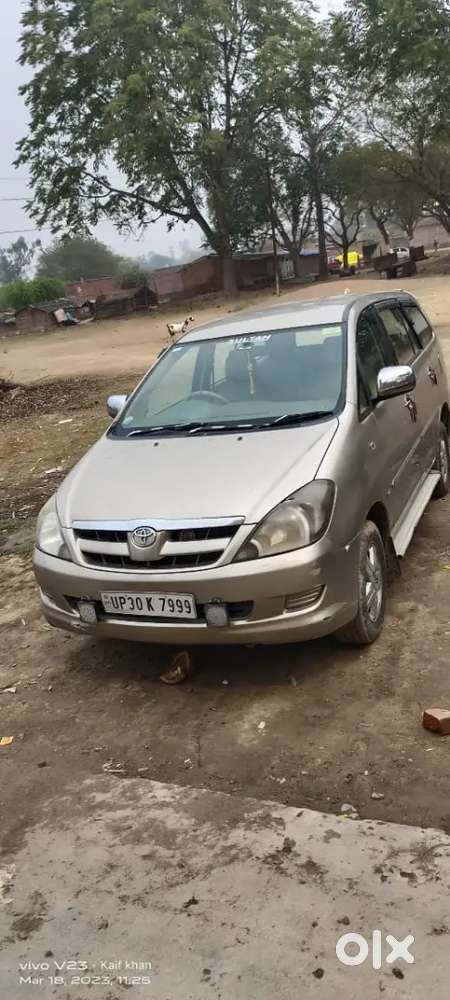 Toyota Inova
