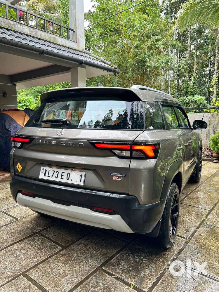 Maruti Brezza 1.5 Zxi At 2022