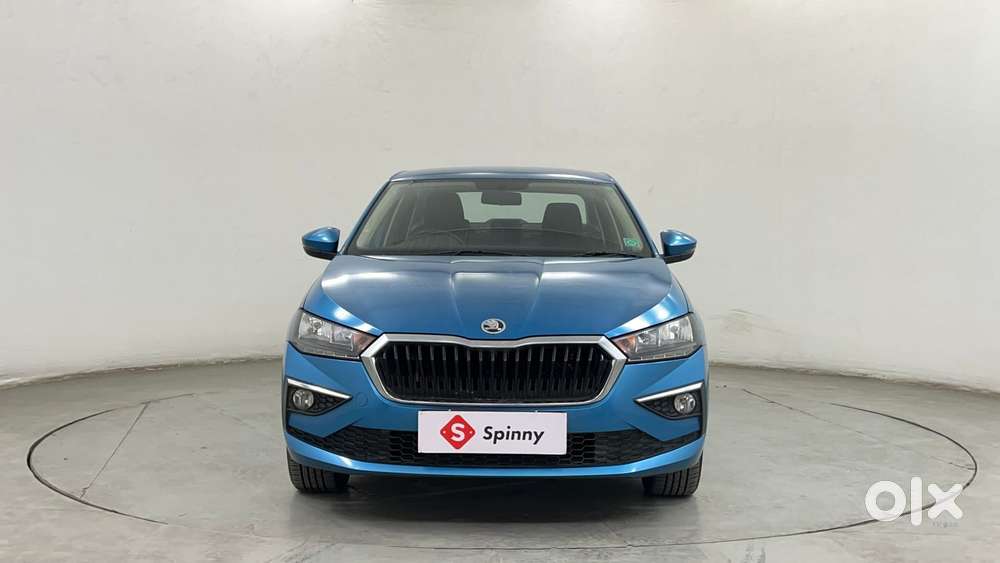 Skoda Slavia Ambition 1.0l Tsi At, 2023, Petrol