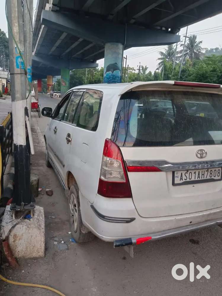 Toyota Innova 2008 Diesel 215000 Km Driven
