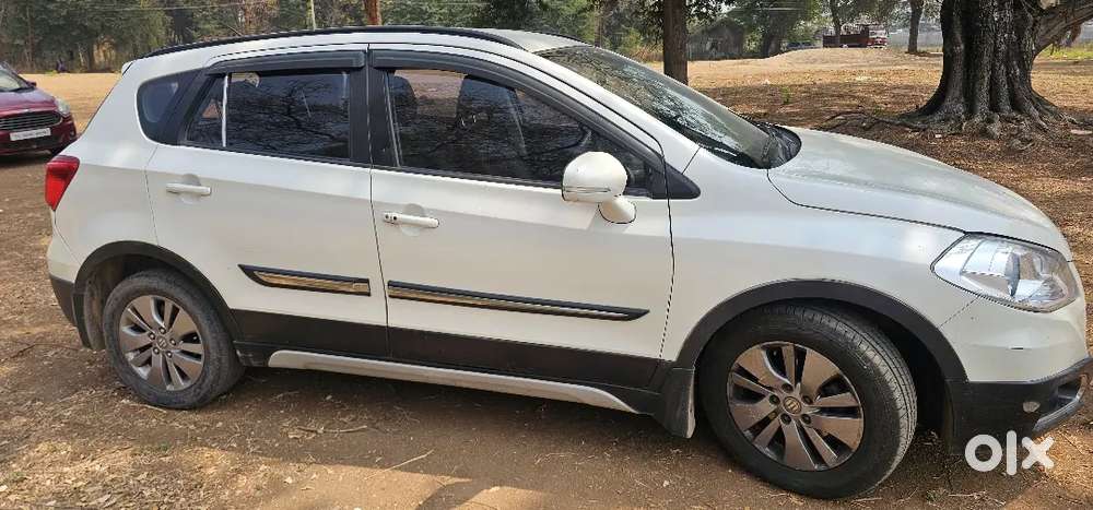 Maruti Suzuki S-cross 2016 Diesel 100000 Km Driven