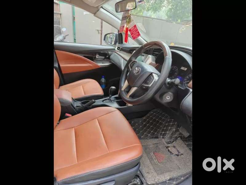 Toyota Innova Crysta [2020-ongoing] 2.4 Gx At 8 Str, 2020, Diesel