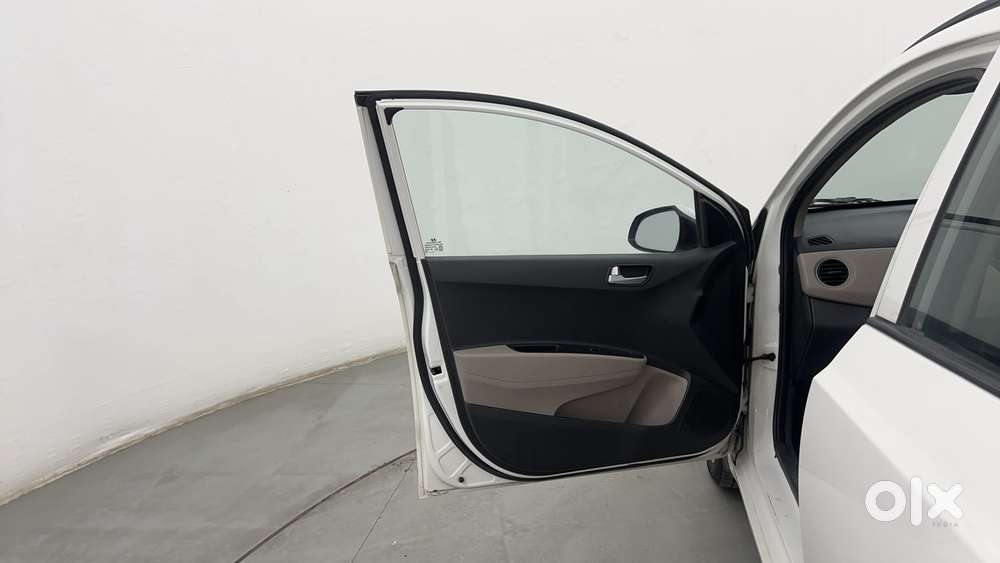 Hyundai Grand I10 1.2 Kappa Sportz, 2016, Petrol