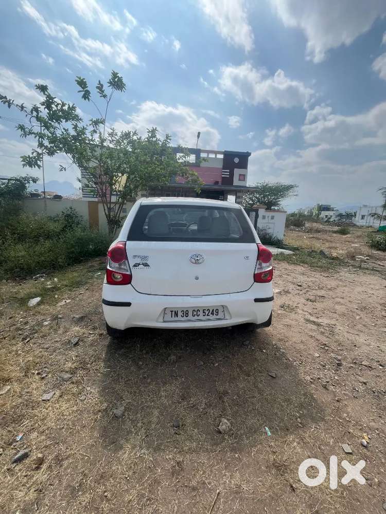 Toyota Etios Liva 2015