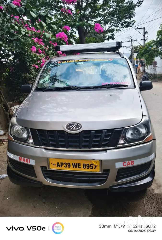 Mahindra Xylo 2015