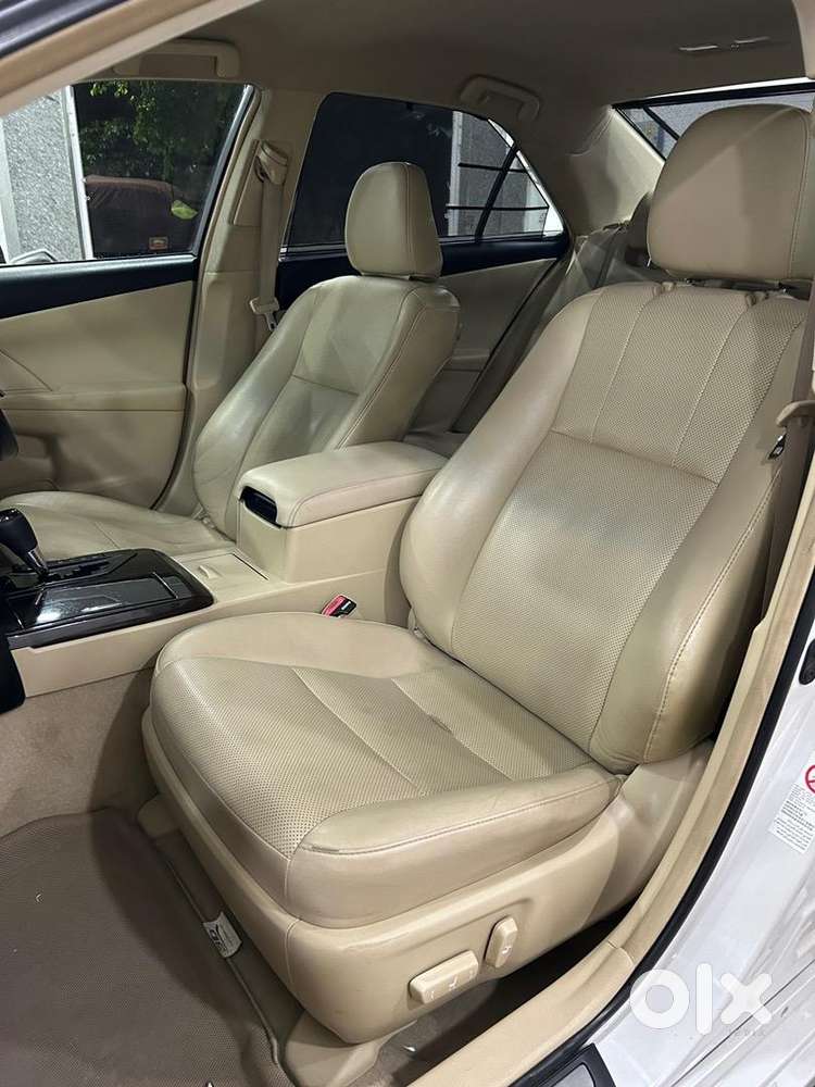 Toyota Camry 2015 Petrol (hybrid) Well Maintained