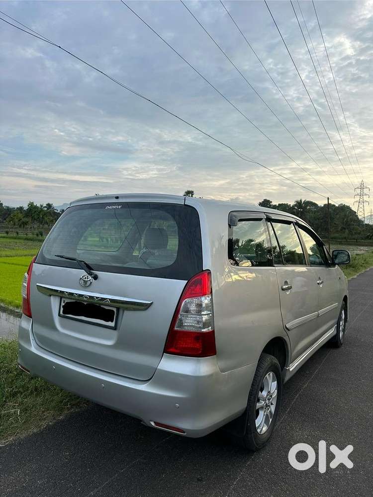 2012 Toyota Innova 2.5 Gx
