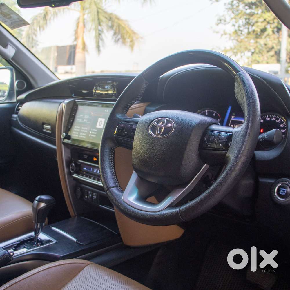Toyota Fortuner 4x2 At 2.8 Diesel, 2021, Diesel