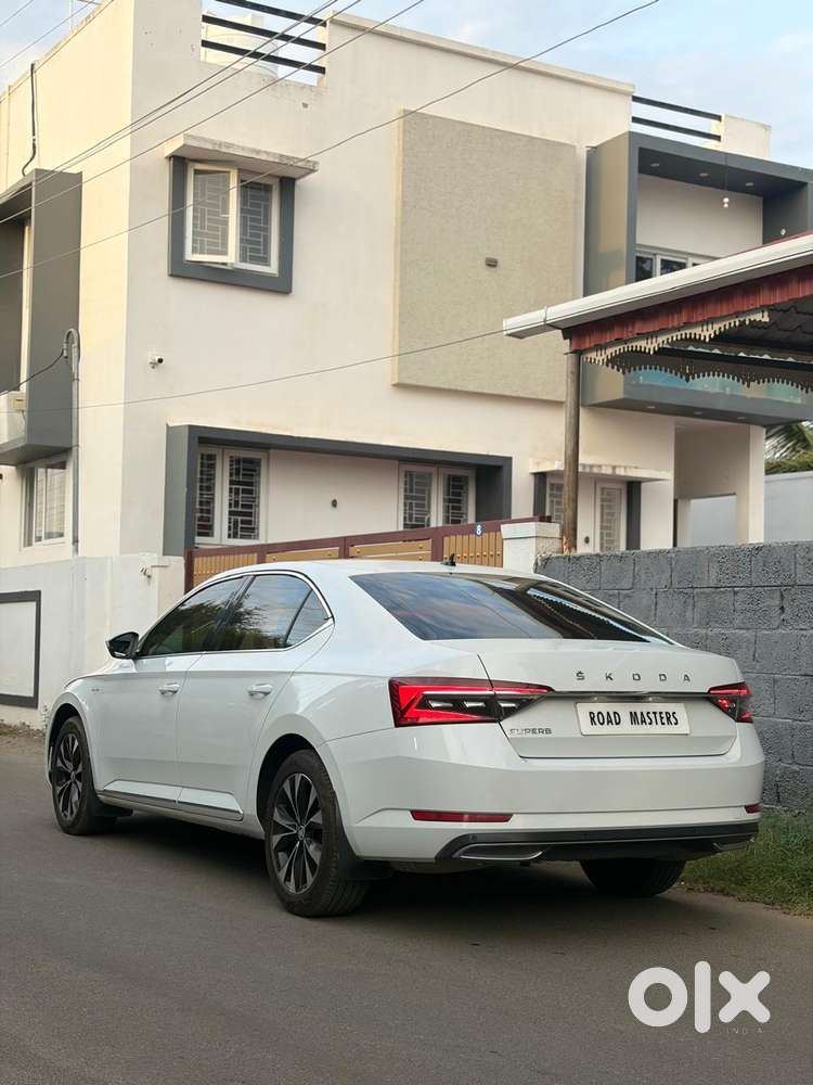 Skoda Superb 2.0 Tsi At L&k, 2020, Petrol
