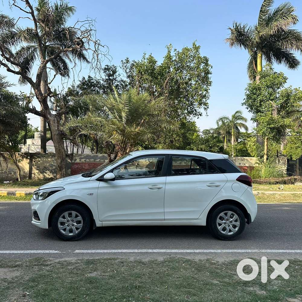 Hyundai I20 Sportz 1.2 Bs-iv, 2018, Petrol