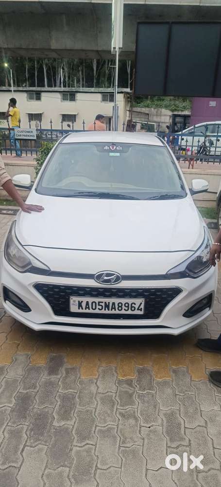 Hyundai I20 Sportz 1.2 Vtvt, 2020, Petrol