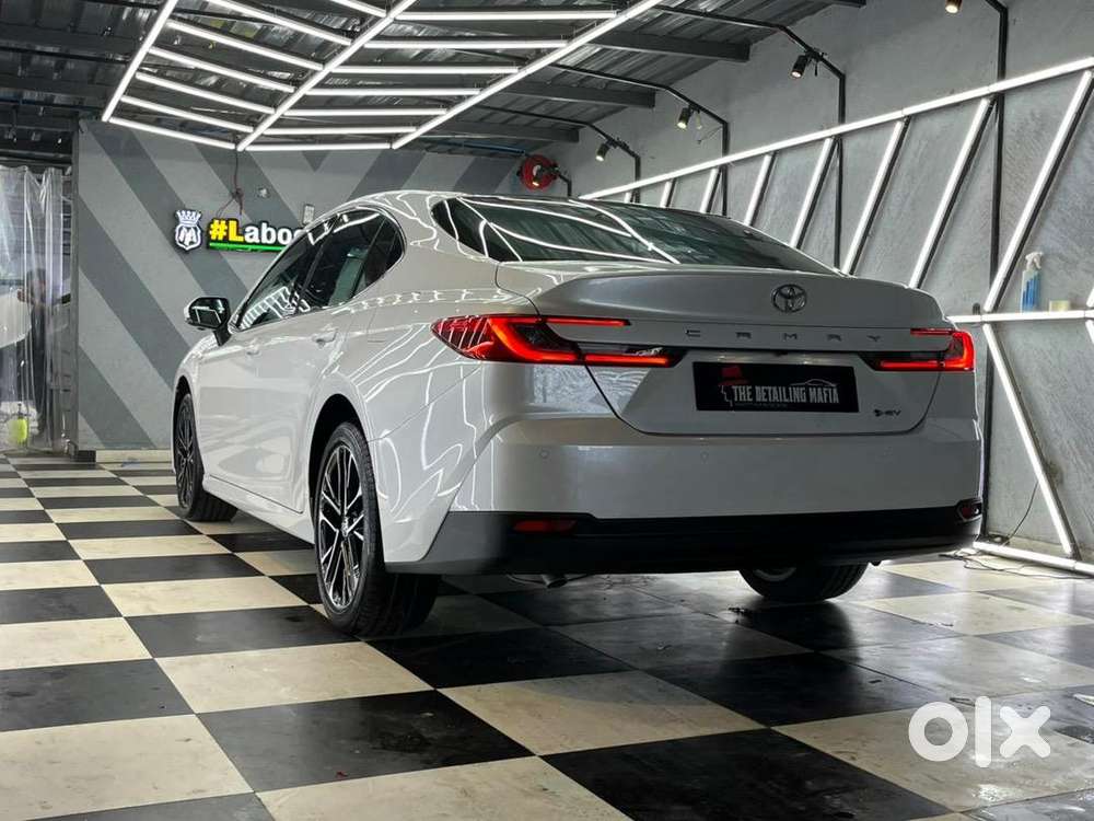 Toyota Camry 2025 Petrol Well Maintained