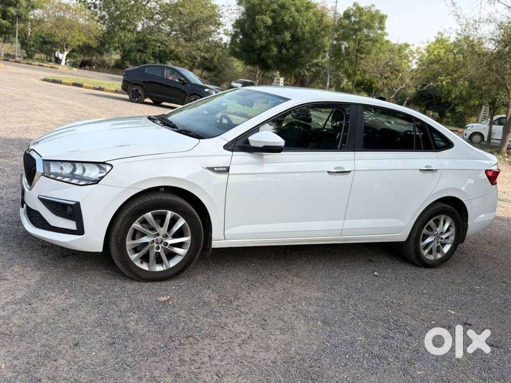 Skoda Slavia 1.0 Ambition Tsi, 2024, Petrol