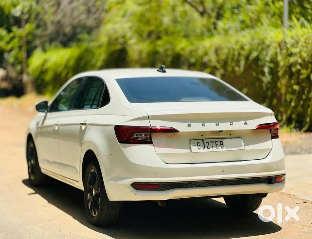 Skoda Slavia Ambition 1.0l Tsi Mt, 2022, Petrol